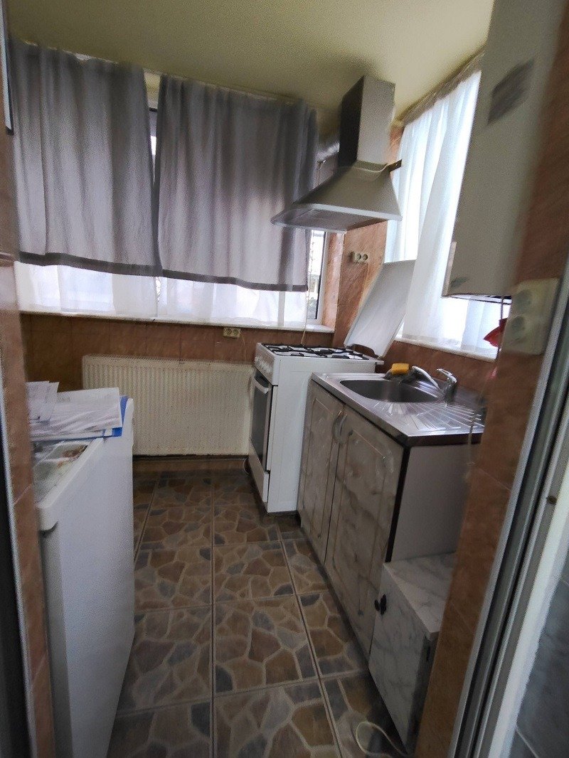 apartament-2-camere-de-vanzare-in-curtea-de-arges-zona-terasa-1-mai-big-0