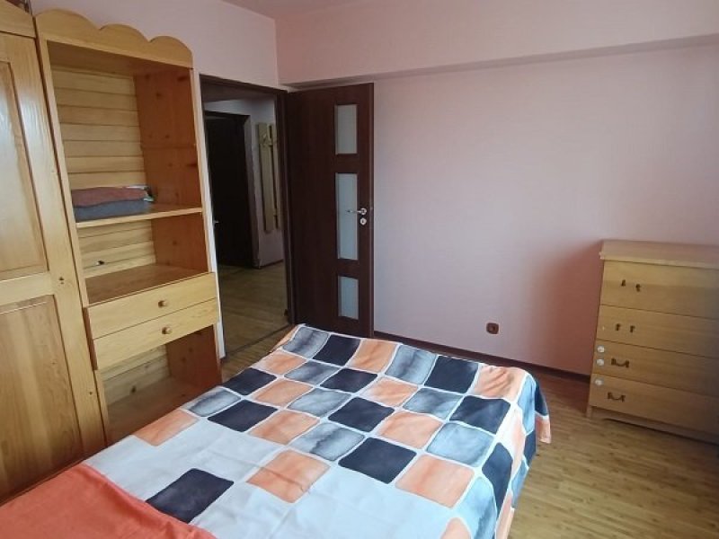 apartament-de-inchiriat-in-curtea-de-arges-zona-bulevard-small-2