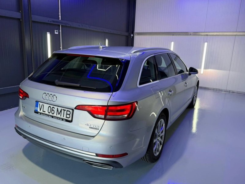 audi-a4-break-small-1