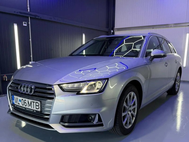 audi-a4-break-small-4