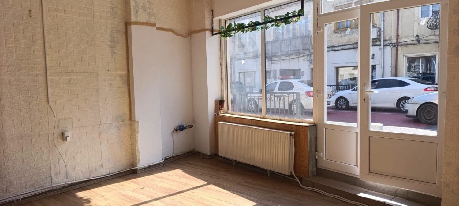 spatiu-de-inchiriat-in-centru-vechi-curtea-de-arges-big-2