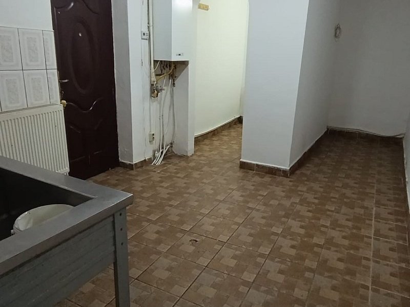 spatiu-comercial-de-vanzare-in-curtea-de-arges-small-3