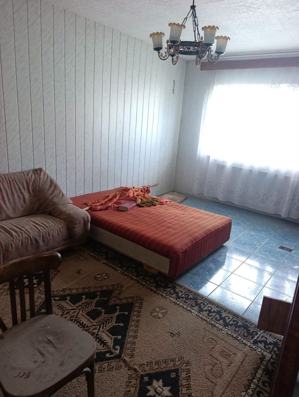 apartament-cu-2-camere-de-vanzare-curtea-de-arges-zona-confectii-big-2