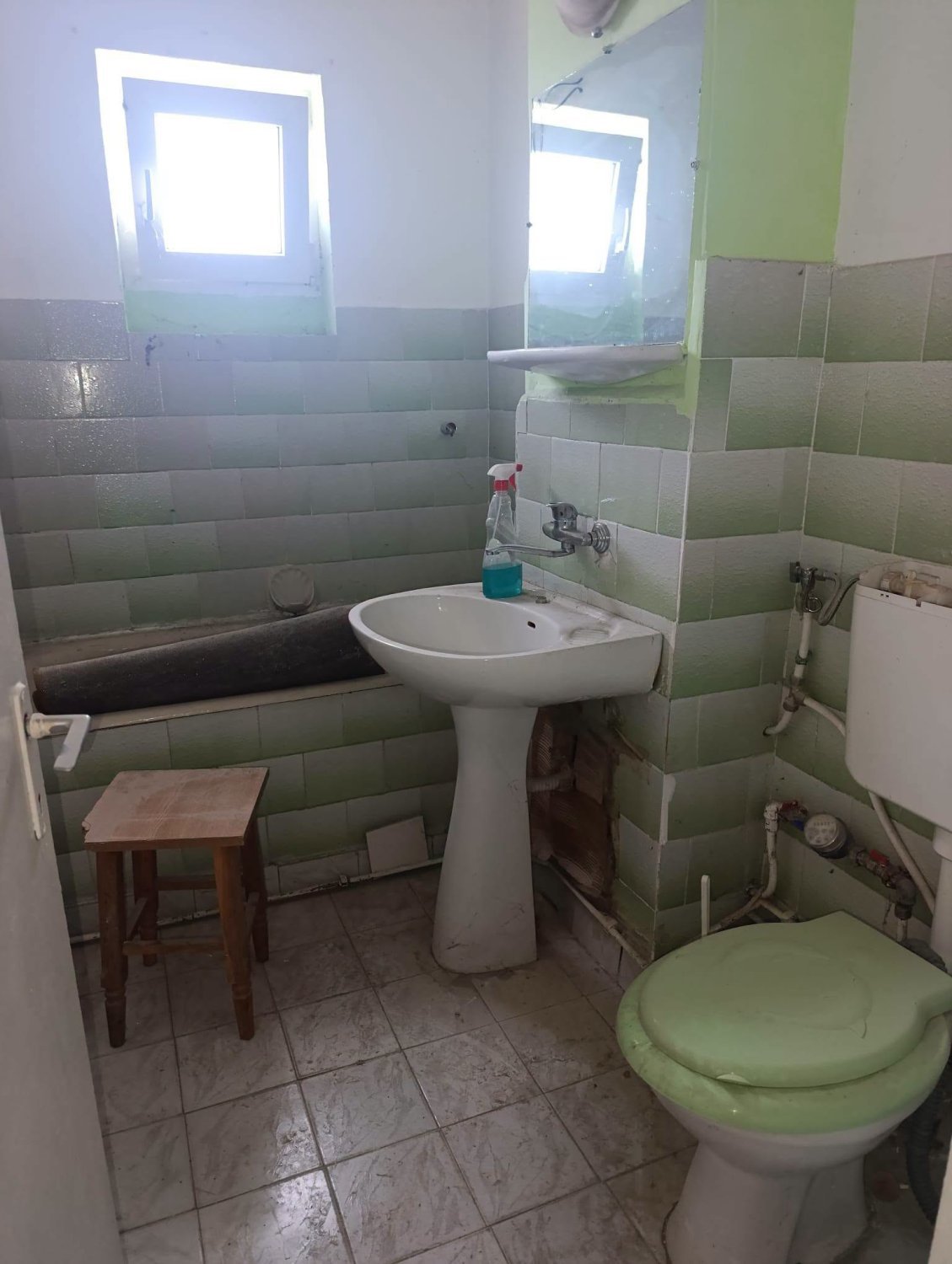apartament-cu-2-camere-de-vanzare-curtea-de-arges-zona-confectii-big-4