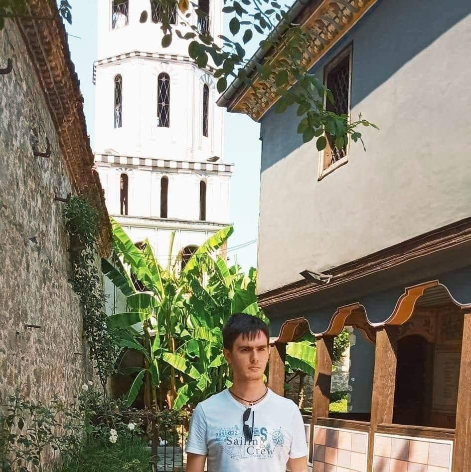 gigolo-discret-pentru-femei-constanta-big-1