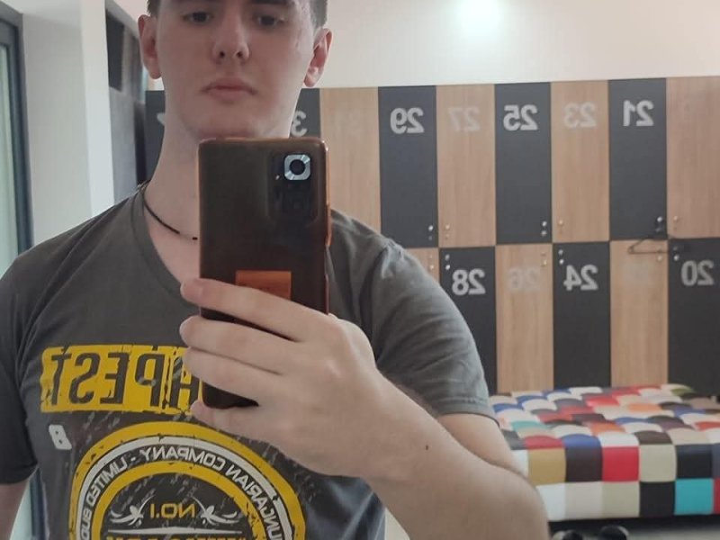gigolo-discret-pentru-femei-constanta