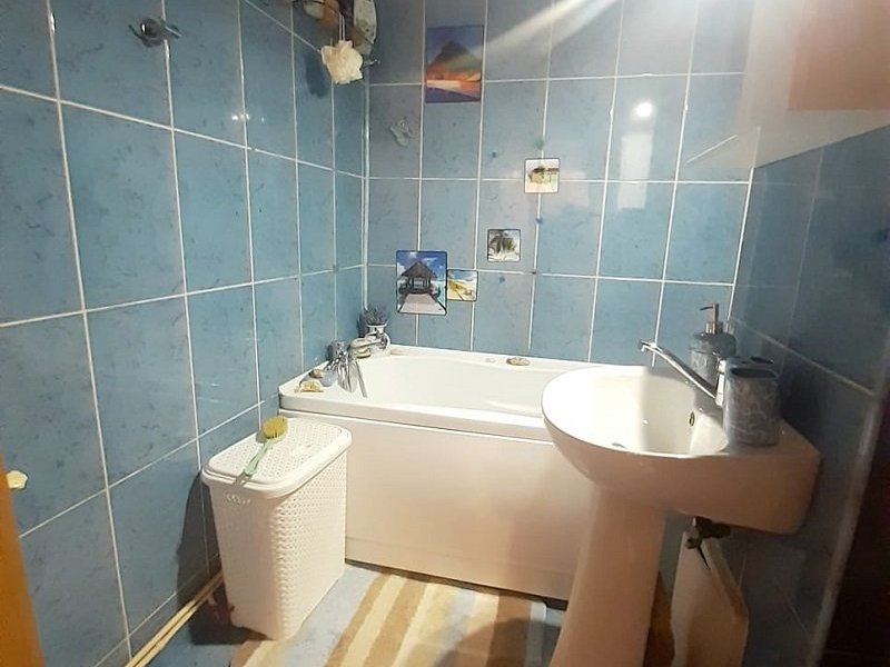 apartament-3-camere-de-vanzare-in-curtea-de-arges-zona-episcop-nichita-small-4