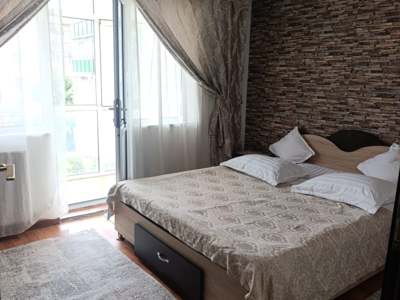 apartament-3-camere-de-vanzare-in-curtea-de-arges-zona-episcop-nichita-small-2