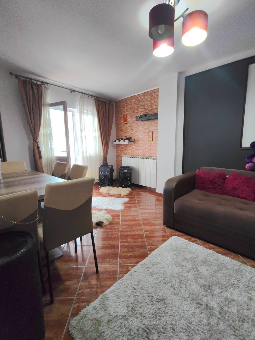 oferta-urgenta-apartament-cu-potential-exceptional-in-zona-ivancea-curtea-de-arges-big-1