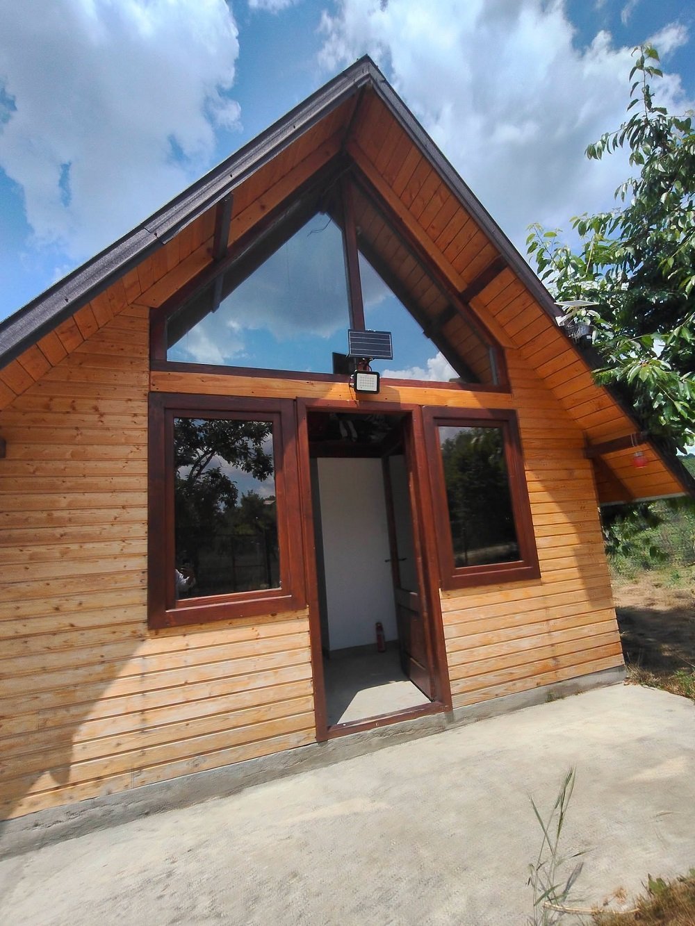 casa-cu-teren-1709-mp-de-vanzare-in-baiculesti-arges-big-1