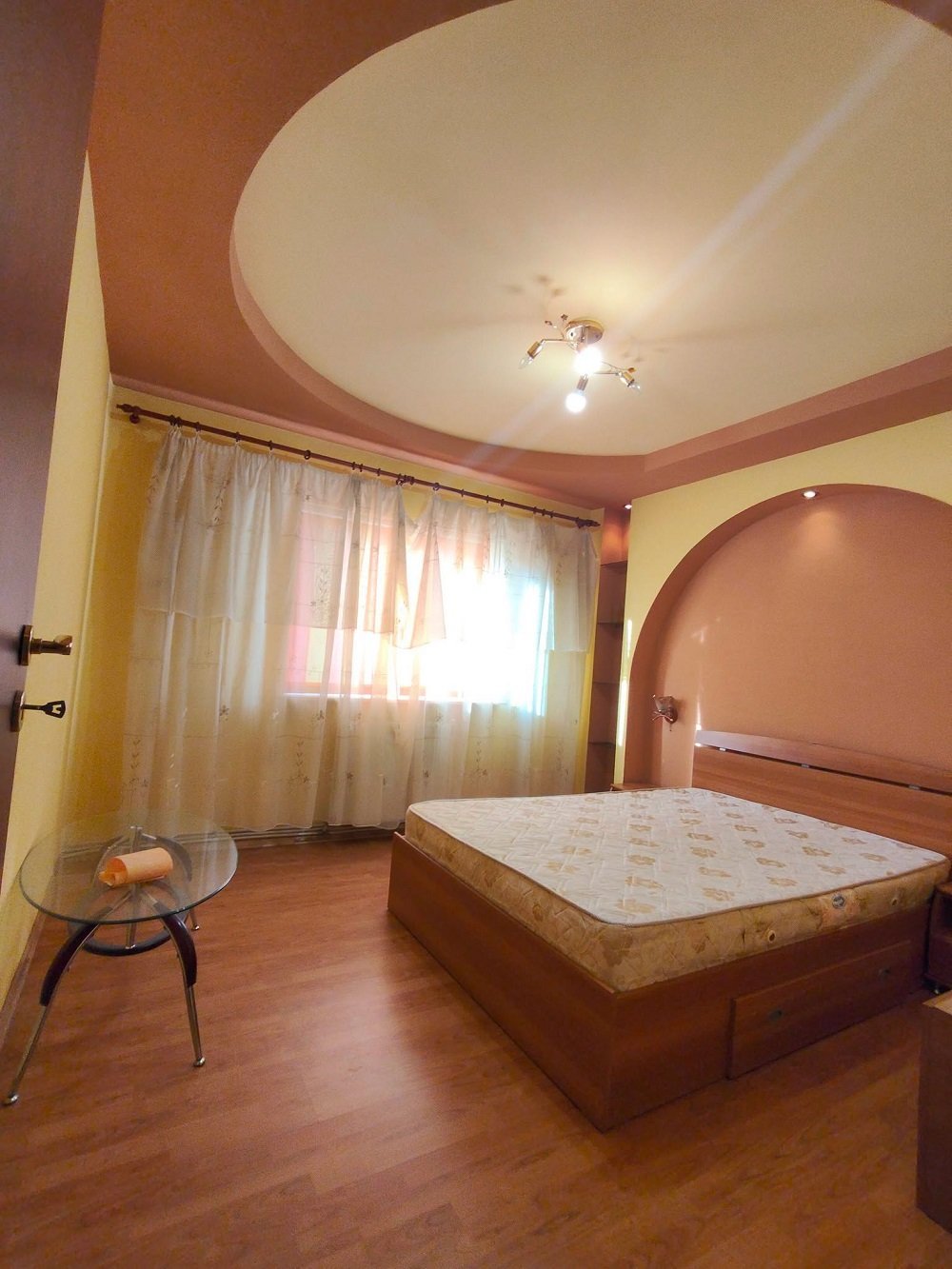 de-inchiriat-apartament-3-camere-confarg-curtea-de-arges-big-3