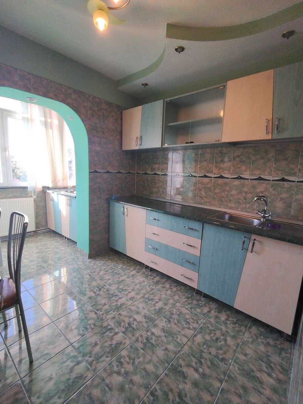 de-inchiriat-apartament-3-camere-confarg-curtea-de-arges-big-2
