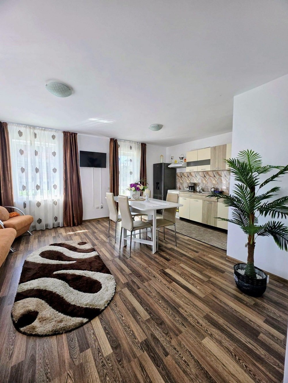 de-inchiriat-apartament-modern-in-curtea-de-arges-big-0