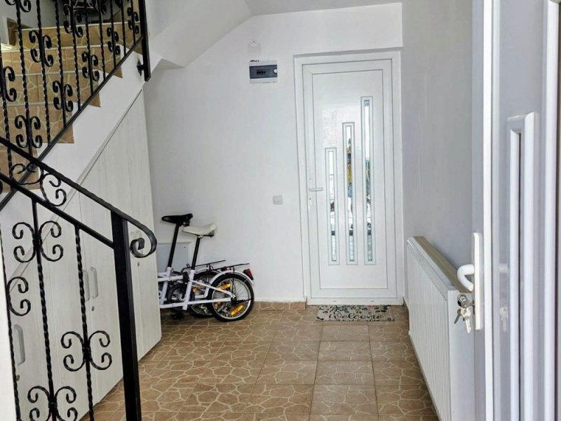 de-inchiriat-apartament-modern-in-curtea-de-arges-small-4