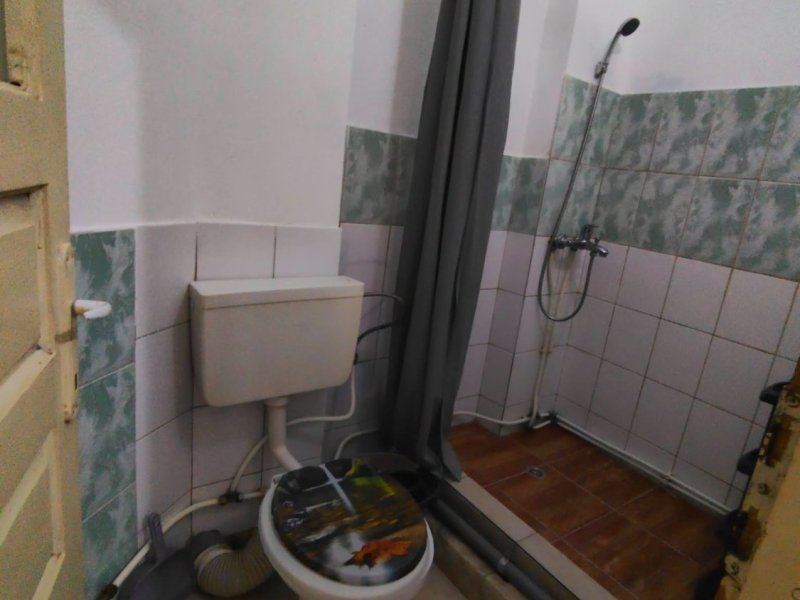 vanzare-urgenta-garsoniera-in-centrul-vechi-din-curtea-de-arges-pret-27000-eur-small-3