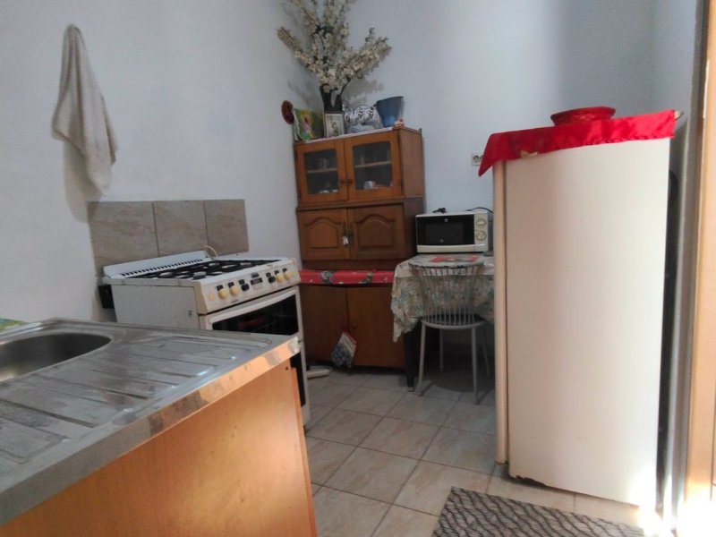 vanzare-urgenta-garsoniera-in-centrul-vechi-din-curtea-de-arges-pret-27000-eur-small-2